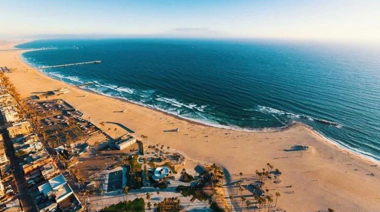 Venice Beach Studio With Large Private Patio Steps To The Beach Лос Анджелис Екстериор снимка