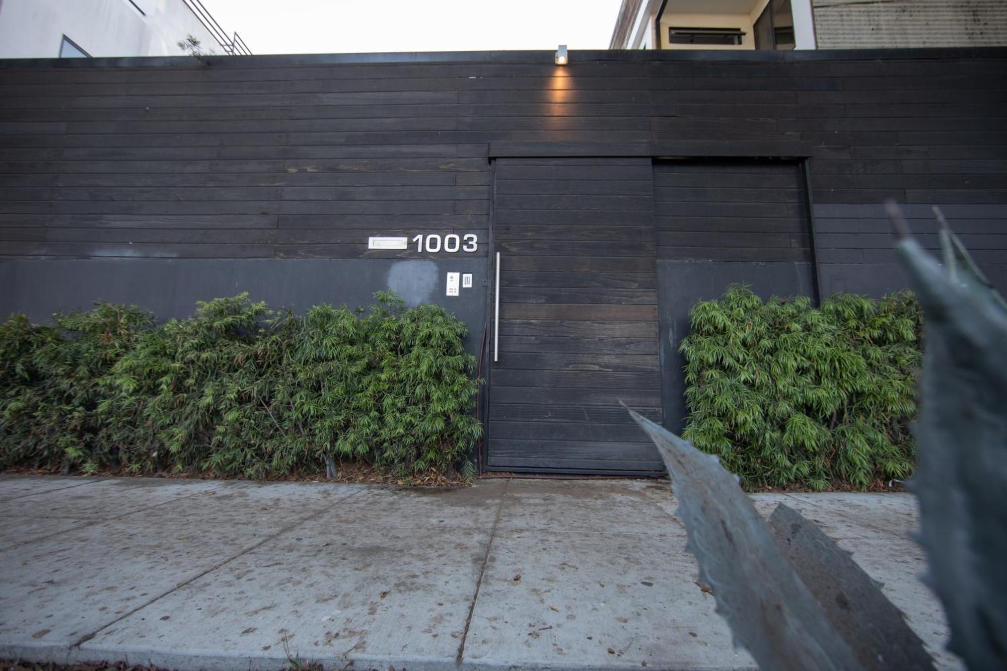 Venice Beach Studio With Large Private Patio Steps To The Beach Лос Анджелис Екстериор снимка